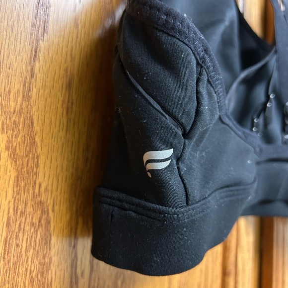 Women’s Fabletics Black Sports Bra size m/L - Picture 5 of 6